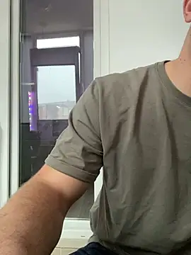 Snapshot of couplehot992 chatting on December 24, 2024, 9:28 am couplehot992 online show from December 24, 2024, 9:28 am