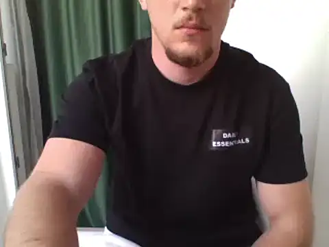 Snapshot of couplehot992 chatting on March 12, 2025, 2:12 pm couplehot992 online show from March 12, 2025, 2:12 pm