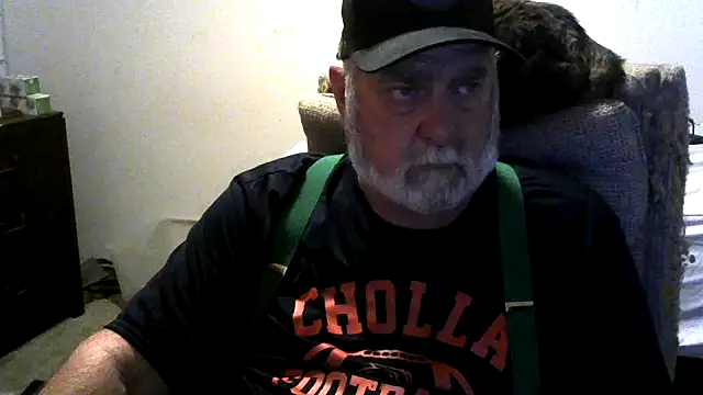 viejo oso online show from December 1, 2025, 4:46 am