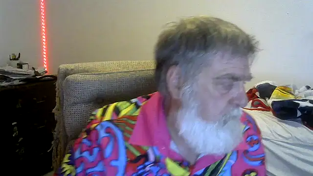 viejo oso online show from May 23, 2026, 9:25 pm