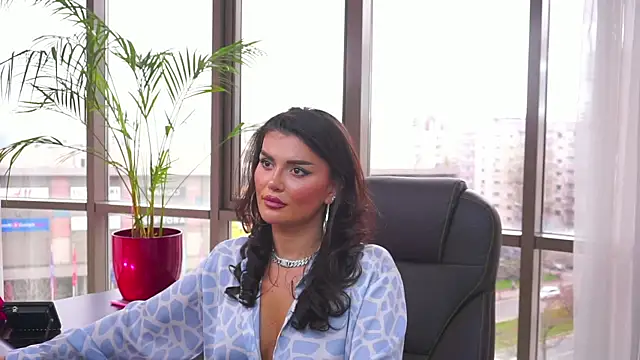 myakalifa online show from March 17, 2025, 9:01 am