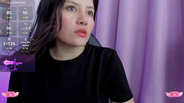 Snapshot of Carolina_Burninng chatting on September 22, 2025, 10:38 pm Carolina Burninng online show from September 22, 2025, 10:38 pm