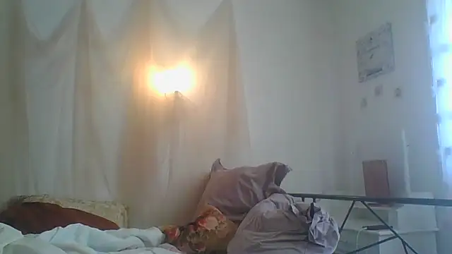 Snapshot of BELLAMORGANE1 chatting on January 31, 2025, 3:44 pm BELLAMORGANE1 online show from January 31, 2025, 3:44 pm