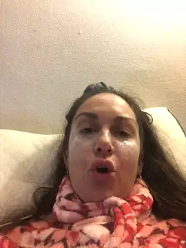 Snapshot of BELLAMORGANE1 chatting on January 4, 2025, 7:02 pm BELLAMORGANE1 online show from January 4, 2025, 7:02 pm