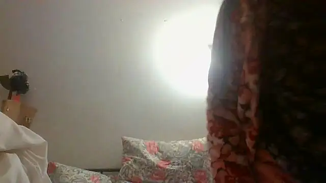 Snapshot of BELLAMORGANE1 chatting on December 24, 2024, 8:00 am BELLAMORGANE1 online show from December 24, 2024, 8:00 am