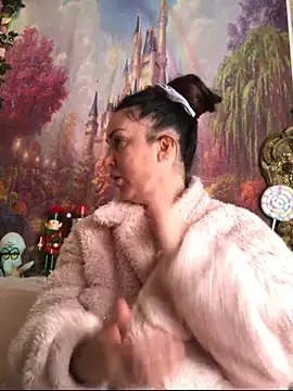 BELLAMORGANE1 online show from November 30, 2025, 10:49 am