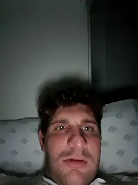 michemichemiche8 online show from November 5, 2025, 9:29 pm