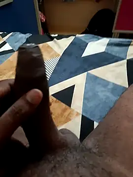 Poppymachi online show from April 5, 2026, 5:30 pm