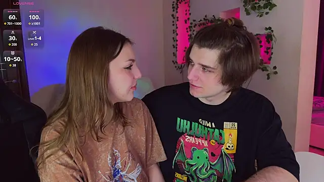 RobertAndLinela online show from June 25, 2026, 1:05 pm