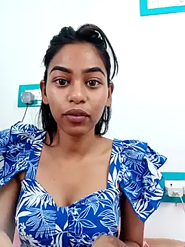 Snapshot of Alpha-QueeN chatting on December 24, 2024, 6:55 am Alpha-QueeN online show from December 24, 2024, 6:55 am