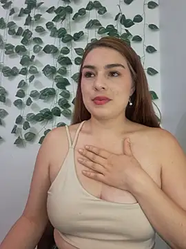 VictoriaMolina online show from July 6, 2026, 12:28 am