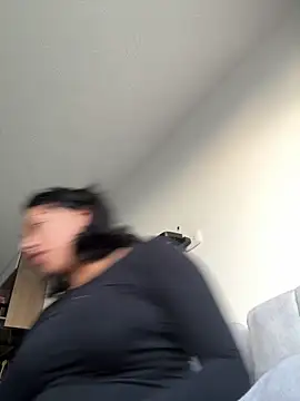 IsabellRodriguez18 online show from December 19, 2025, 10:23 pm