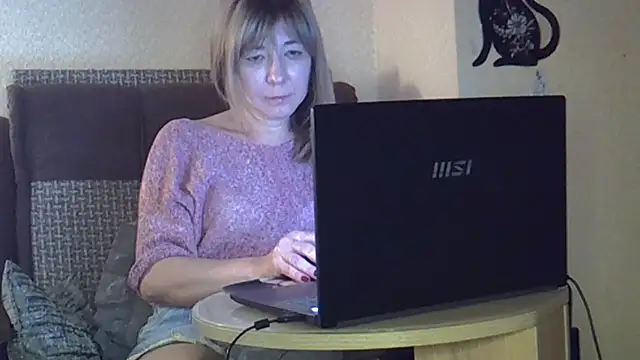 Snapshot of EllaJohnsonX chatting on March 15, 2026, 9:27 am EllaJohnsonX online show from March 15, 2026, 9:27 am