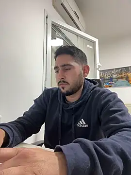 luffykingofpirets online show from February 6, 2025, 2:48 pm