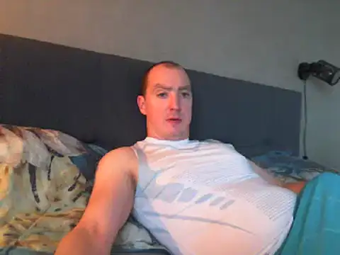 Snapshot of Dutch_pussy_lover chatting on January 5, 2025, 2:19 pm Dutch pussy lover online show from January 5, 2025, 2:19 pm