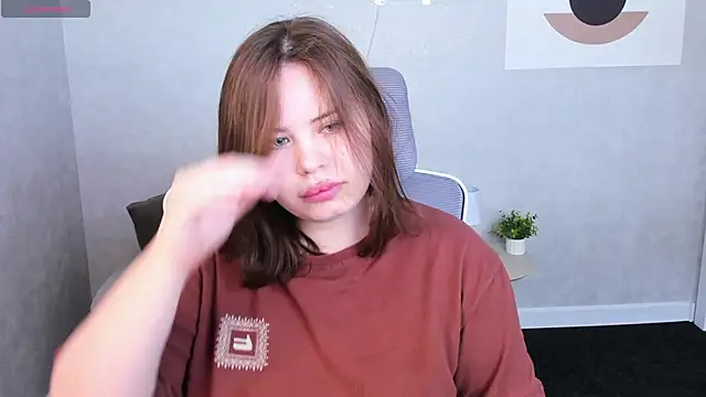 EricaElliott online show from May 7, 2026, 9:23 am