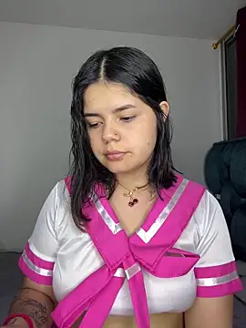 pretty angela1 online show from March 18, 2025, 1:35 am