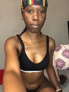 xxSexyTalia28 online show from April 28, 2026, 8:19 am