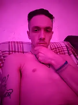 Snapshot of charmingHWC chatting on January 19, 2025, 7:36 am charmingHWC online show from January 19, 2025, 7:36 am