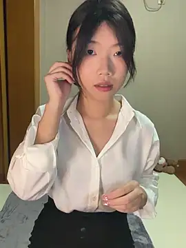 Snapshot of berberson chatting on November 12, 2025, 2:10 pm berberson online show from November 12, 2025, 2:10 pm