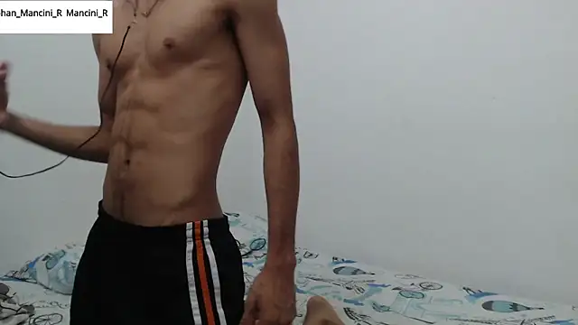 Snapshot of Johan_Mancini_R chatting on January 3, 2025, 7:29 pm Johan Mancini R online show from January 3, 2025, 7:29 pm