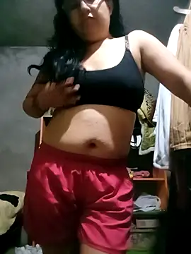 Snapshot of Mariakell chatting on February 11, 2025, 4:01 am Mariakell online show from February 11, 2025, 4:01 am