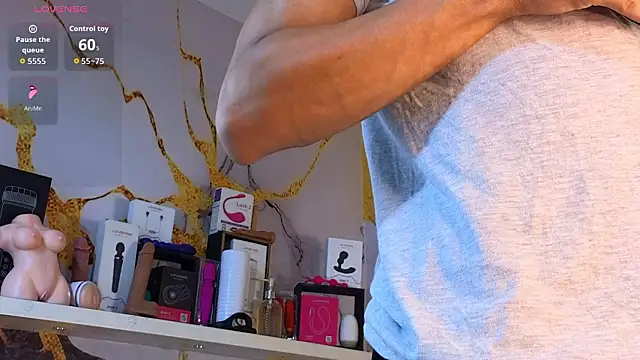 Snapshot of Nijinsky_LatinBoy chatting on March 2, 2026, 11:06 am Nijinsky LatinBoy online show from March 2, 2026, 11:06 am