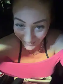 Snapshot of AlessasRoom chatting on February 17, 2026, 10:45 am AlessasRoom online show from February 17, 2026, 10:45 am