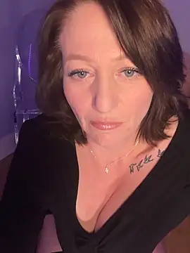 AlessasRoom online show from March 22, 2026, 10:55 pm