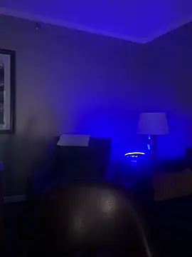 Snapshot of AlessasRoom chatting on February 23, 2026, 7:03 pm AlessasRoom online show from February 23, 2026, 7:03 pm