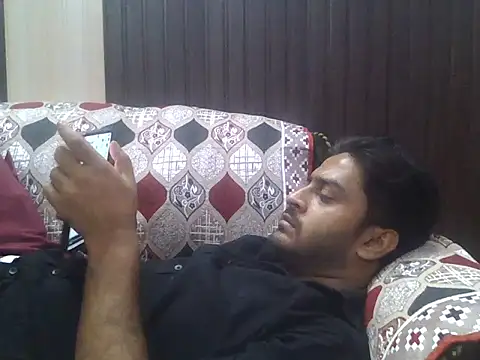 Snapshot of indihotguy chatting on October 21, 2025, 1:21 pm indihotguy online show from October 21, 2025, 1:21 pm