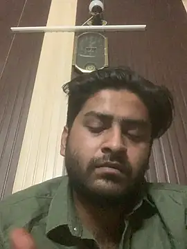 Snapshot of indihotguy chatting on February 27, 2025, 11:06 am indihotguy online show from February 27, 2025, 11:06 am