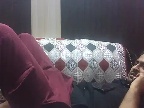 Snapshot of indihotguy chatting on October 22, 2025, 1:10 pm indihotguy online show from October 22, 2025, 1:10 pm