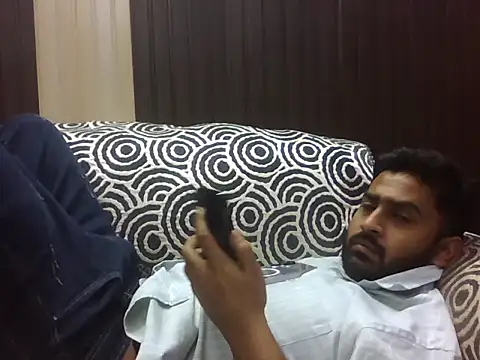 indihotguy online show from February 18, 2026, 8:55 am