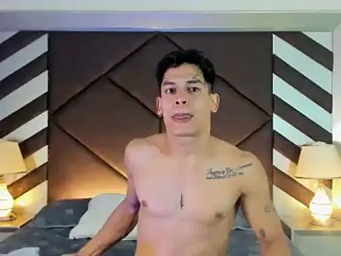 benjamincol online show from February 28, 2025, 11:58 am