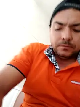 Snapshot of chinoxxx chatting on March 7, 2026, 7:19 pm chinoxxx online show from March 7, 2026, 7:19 pm