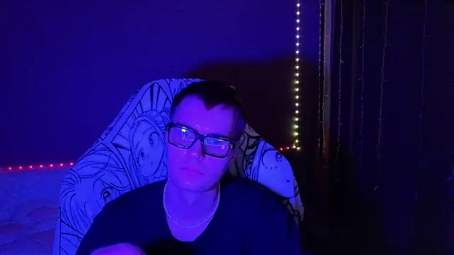 Leonnextdoor online show from January 13, 2025, 11:08 am