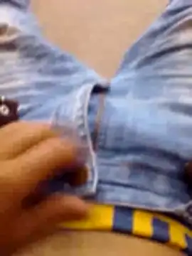 mlkpiranho25 online show from October 17, 2025, 3:14 pm