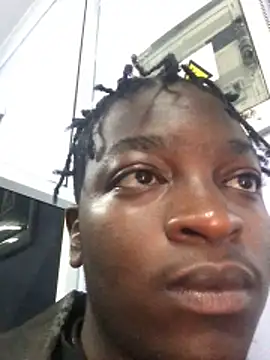 Redfucks333 online show from December 1, 2025, 2:18 pm