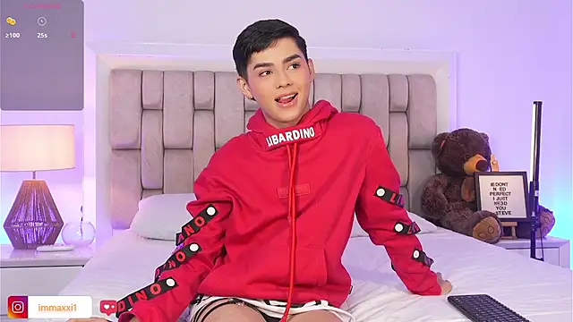 Maxi little online show from February 24, 2026, 7:48 pm