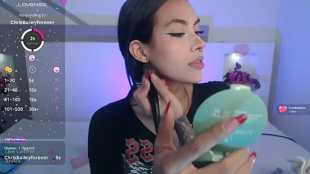 VenusEvans1 online show from February 7, 2025, 10:09 pm