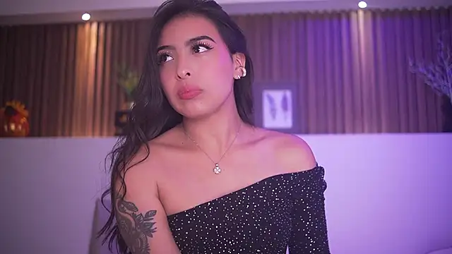 Camila dupont online show from November 26, 2025, 7:47 pm