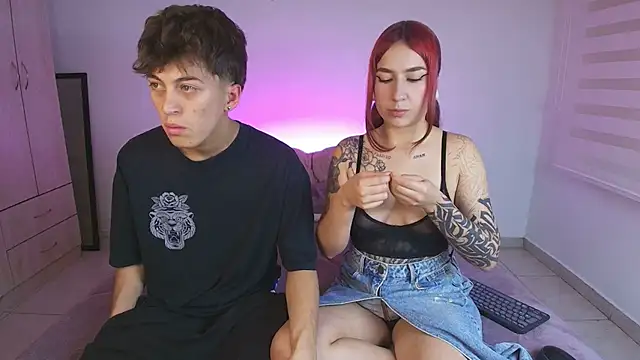 Snapshot of Sky_Intimate chatting on February 22, 2026, 12:02 am Sky Intimate online show from February 22, 2026, 12:02 am