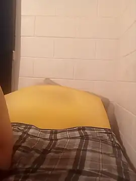 Snapshot of k1oudE chatting on February 24, 2026, 9:32 am k1oudE online show from February 24, 2026, 9:32 am