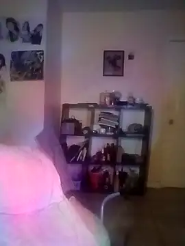 Snapshot of k1oudE chatting on December 4, 2025, 9:30 am k1oudE online show from December 4, 2025, 9:30 am