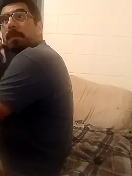 Snapshot of k1oudE chatting on February 23, 2026, 4:36 am k1oudE online show from February 23, 2026, 4:36 am