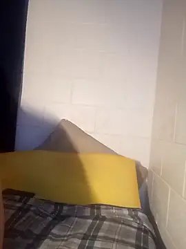 Snapshot of k1oudE chatting on February 25, 2026, 12:38 pm k1oudE online show from February 25, 2026, 12:38 pm