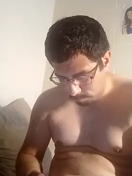 Snapshot of k1oudE chatting on February 20, 2026, 9:55 am k1oudE online show from February 20, 2026, 9:55 am