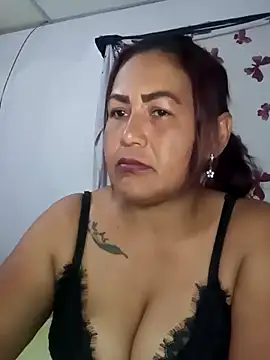 Snapshot of Abigail_BigTits chatting on March 18, 2025, 2:18 am Abigail BigTits online show from March 18, 2025, 2:18 am