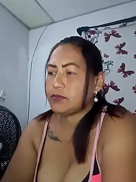 Snapshot of Abigail_BigTits chatting on March 11, 2025, 3:04 am Abigail BigTits online show from March 11, 2025, 3:04 am